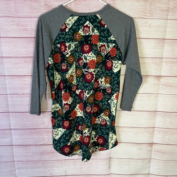 LulaRoe NWT Randy T-Shirt Size Medium - Picture 1 of 5